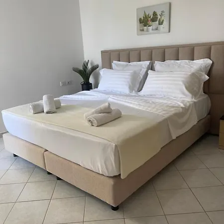 דירה 61 Sea And Sunset View דרמי